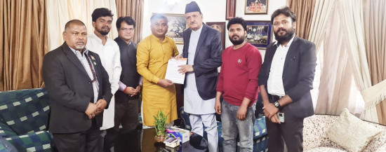 भारतबाट एक सय रुपैयाँभन्दा माथिका वस्तु ल्याउँदा कर लगाउने निर्णय संशोधन गर्न आग्रह